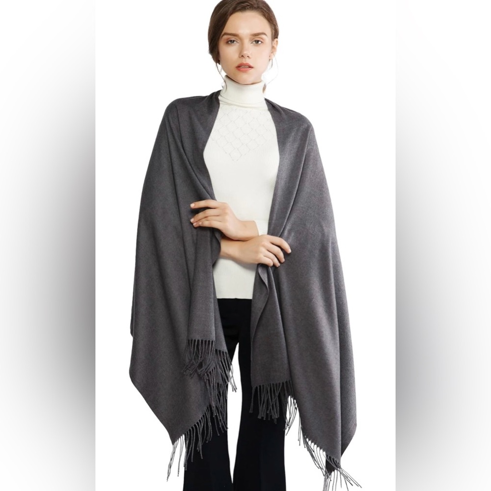 Elegant Gray Shawl Wrap nwt silver winter scarf large
